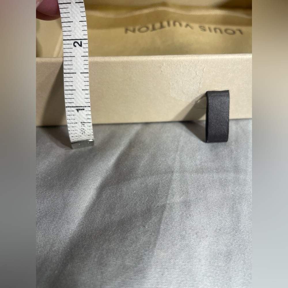 Louis Vuitton Box With Day Timer - image 3